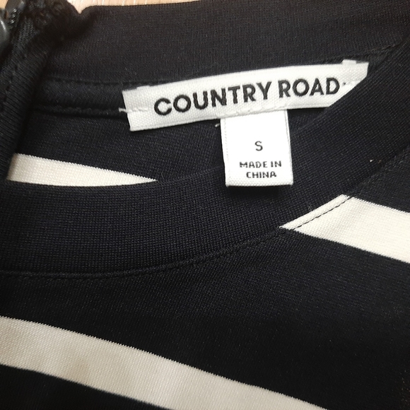 COUNTRY ROAD STRIPED DRESS - Picture 7 of 8